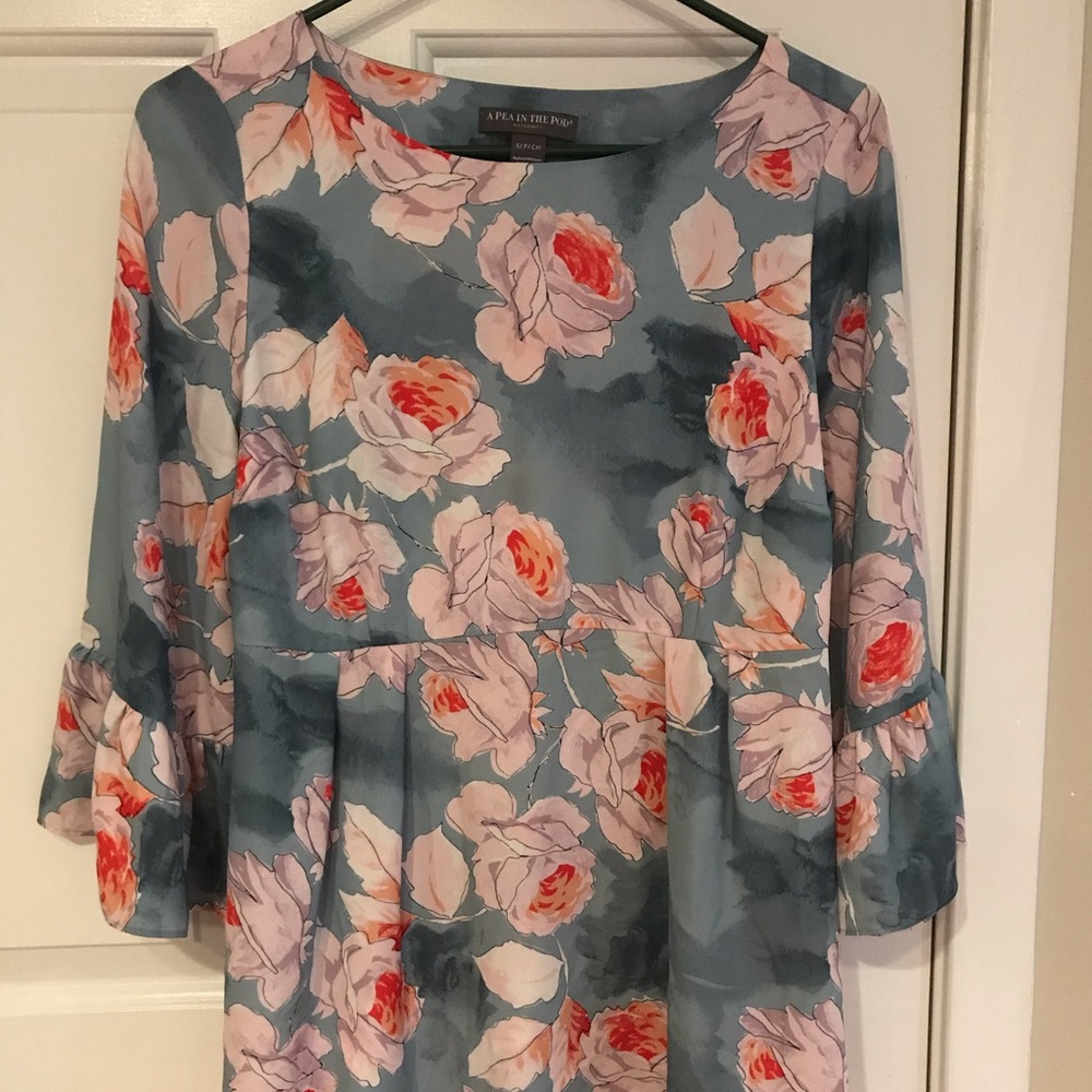 Beautiful maternity blouse by A Pea in the Pod